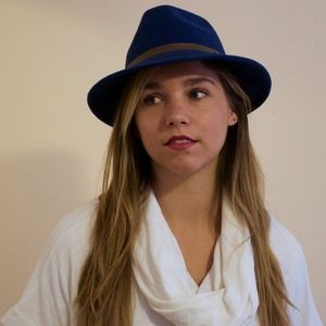 NWOT Roxy Navy Fedora Hat